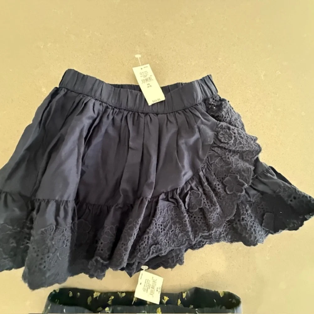 New Two Girl XS Gap Navy Eyelet & Navy Tiered Flowered Skirts NWT